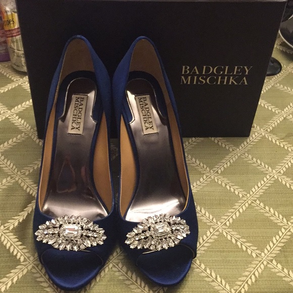 Badgley Mischka Open Toe with Crystal Heels - Picture 2 of 6